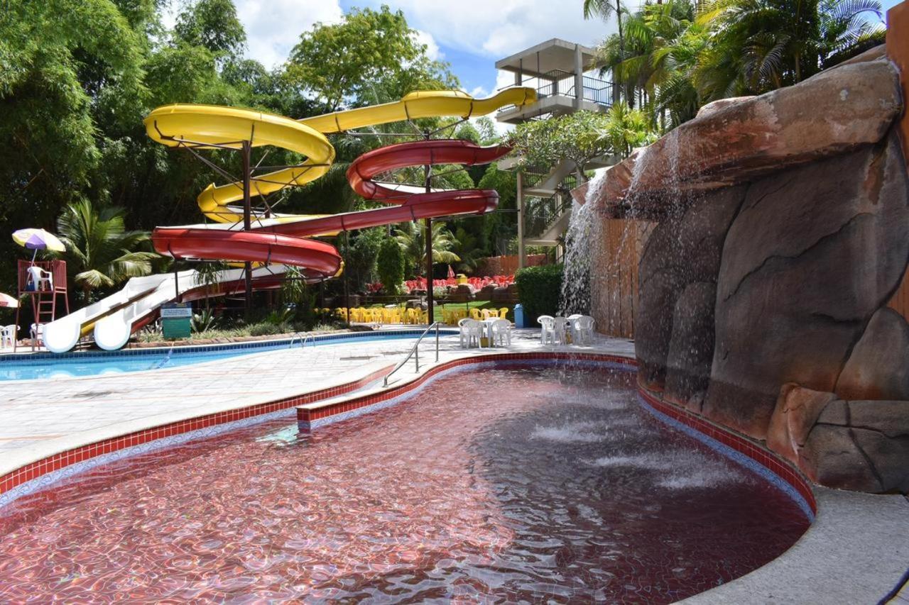 Hotel Golden Dolphin Grand Hotel 130 Caldas Novas Exterior foto